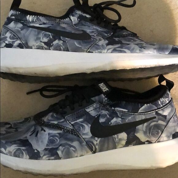 Nike Women’s Black/Grey Flowers Sneaker 8M - Picture 6 of 8
